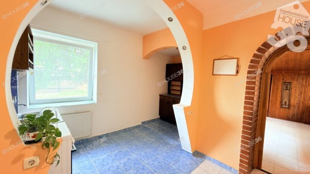 Eladó ikerház, Városföldön 79.9 M Ft, 5 szobás