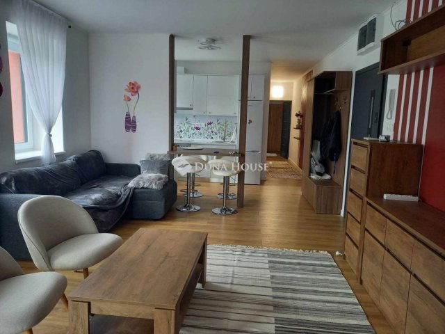 Kiadó téglalakás, albérlet, Tiszaújvárosban 160 E Ft / hó