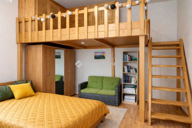 Eladó téglalakás, Debrecenben 69.9 M Ft, 3 szobás