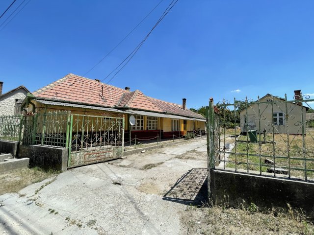 Eladó családi ház, Ráckevén 22.5 M Ft, 3 szobás