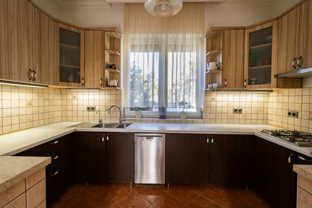 Eladó családi ház, Budapesten, XVIII. kerületben 140 M Ft