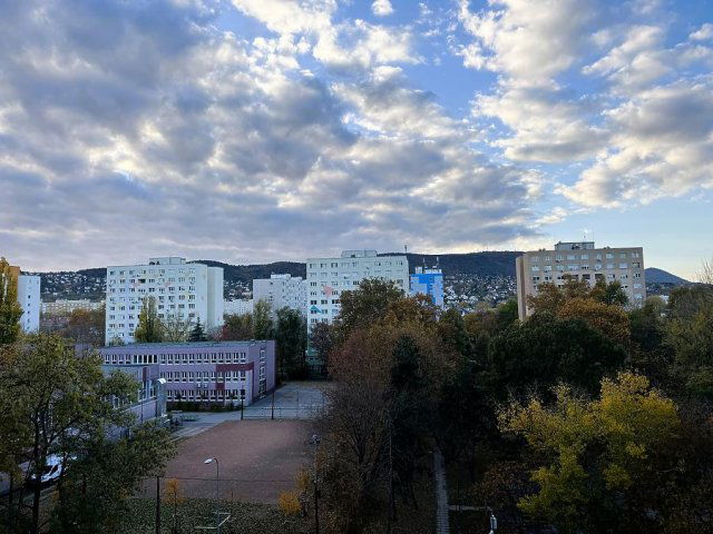 Eladó panellakás, Budapesten, III. kerületben 71.9 M Ft, 3 szobás