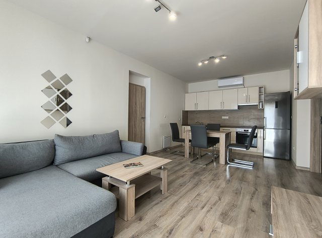 Kiadó téglalakás, albérlet, Nyíregyházán 200 E Ft / hó