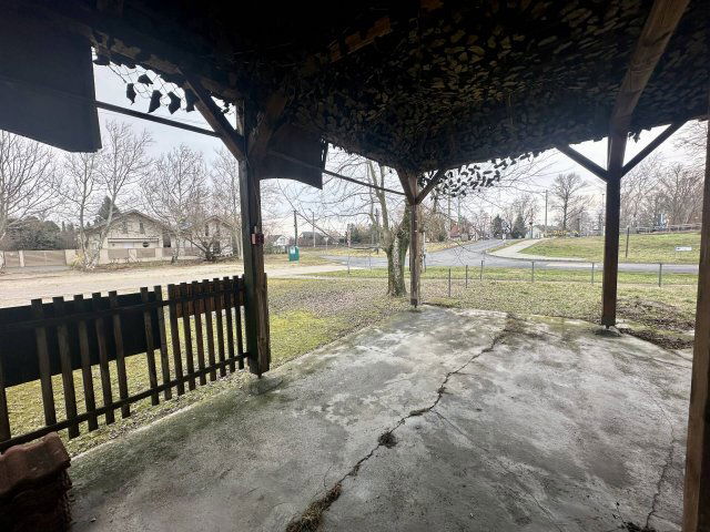 Eladó üzlethelyiség, Balatonmáriafürdőn 23 M Ft, 1 szobás