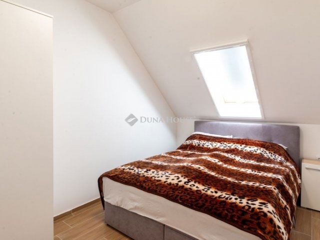 Eladó téglalakás, Hajdúszoboszlón 60 M Ft, 3 szobás