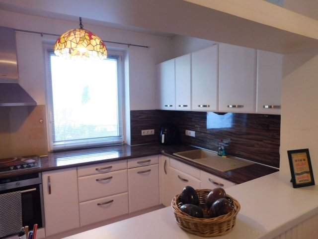 Eladó családi ház, Sármelléken 79 M Ft, 6 szobás