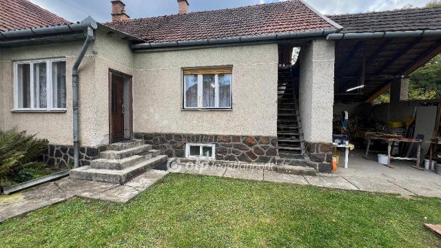 Eladó családi ház, Parádon 32.5 M Ft, 3 szobás