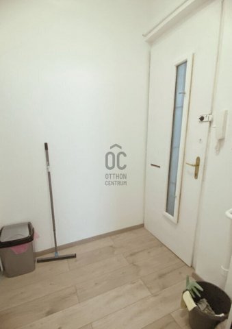 Eladó téglalakás, Budapesten, VIII. kerületben 76 M Ft, 2 szobás