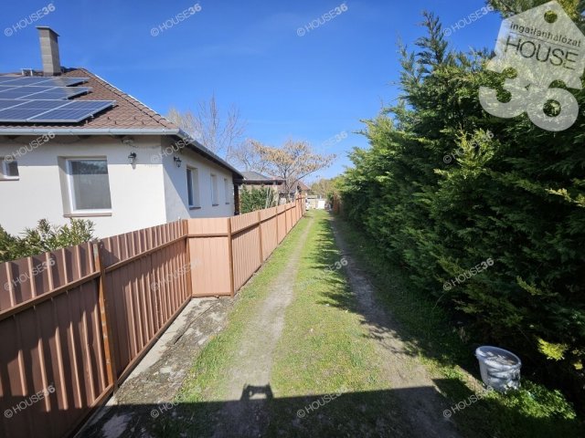 Eladó családi ház, Kecskeméten 126.9 M Ft, 4 szobás