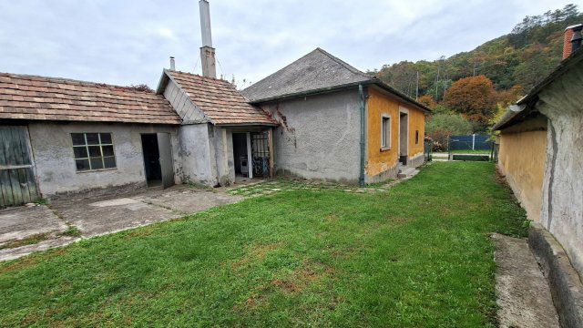 Eladó családi ház, Gánton 39.9 M Ft, 2+1 szobás