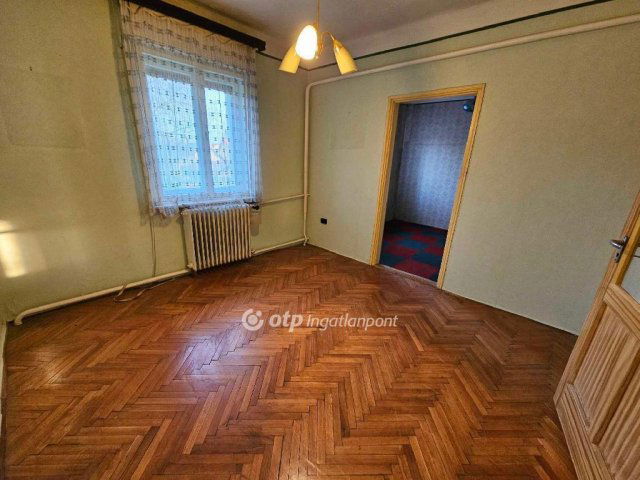 Eladó sorház, Szolnokon 28.99 M Ft, 3 szobás