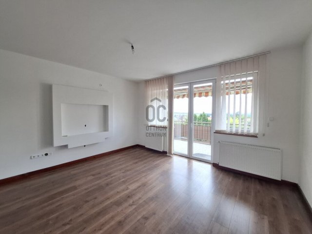 Eladó családi ház, Pécelen 89.9 M Ft, 3 szobás