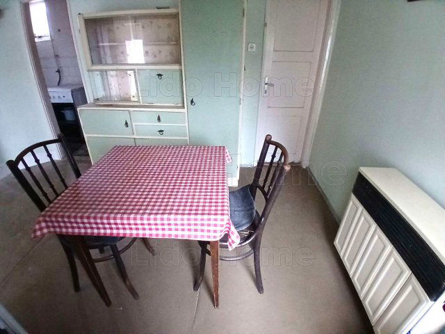 Eladó családi ház, Kisbéren 29.9 M Ft, 2 szobás