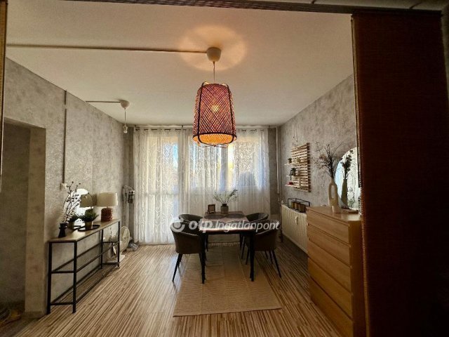 Eladó panellakás, Budapesten, XI. kerületben 89 M Ft, 1+2 szobás
