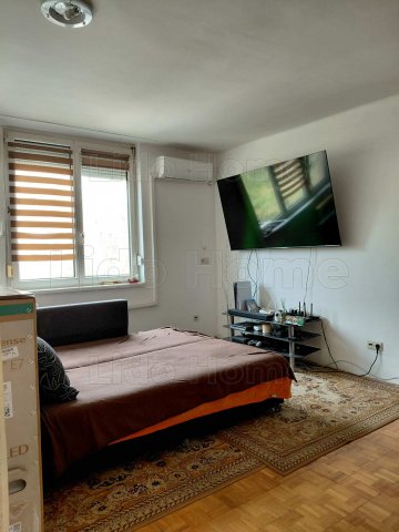 Eladó téglalakás, Oroszlányban 32.99 M Ft, 2 szobás