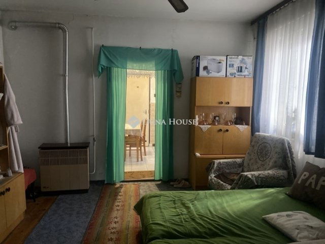 Eladó családi ház, Monoron 64 M Ft, 3 szobás