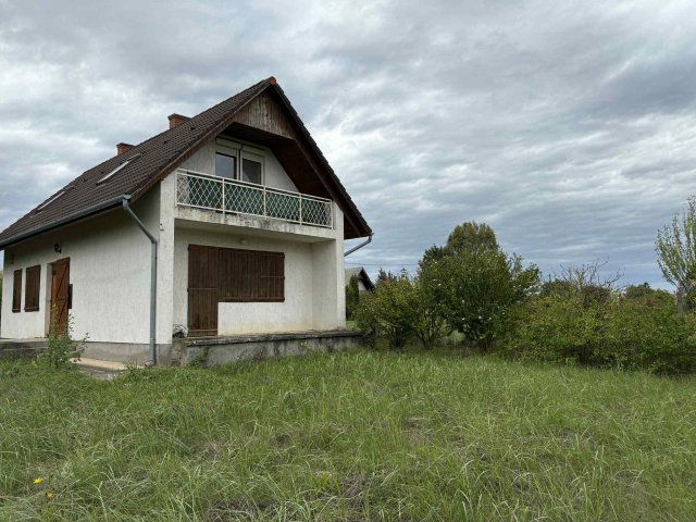 Eladó családi ház, Karádon 36.9 M Ft, 3 szobás