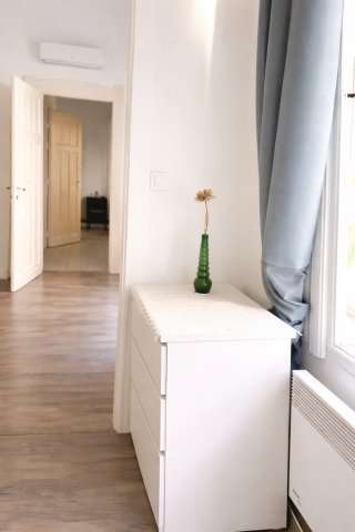 Eladó téglalakás, Budapesten, V. kerületben 99 M Ft, 2 szobás