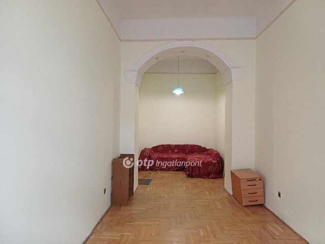 Eladó téglalakás, Budapesten, VII. kerületben 74.9 M Ft