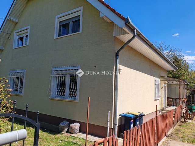 Eladó családi ház, Budapesten, XVII. kerületben 152 M Ft