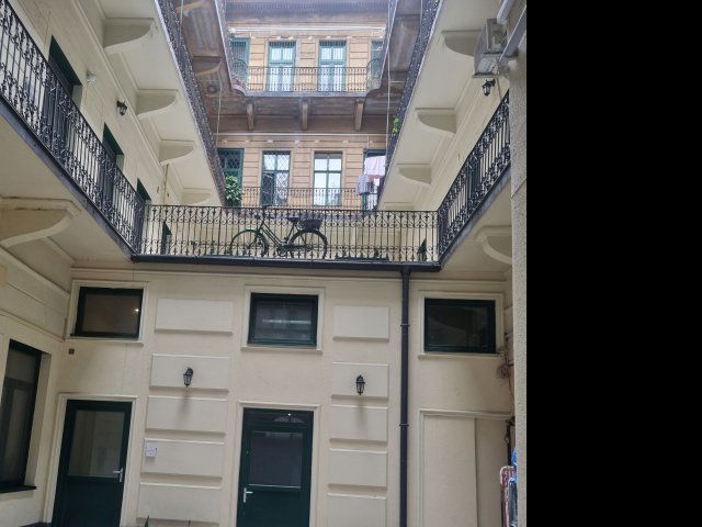 Eladó téglalakás, Budapesten, VI. kerületben 159.9 M Ft