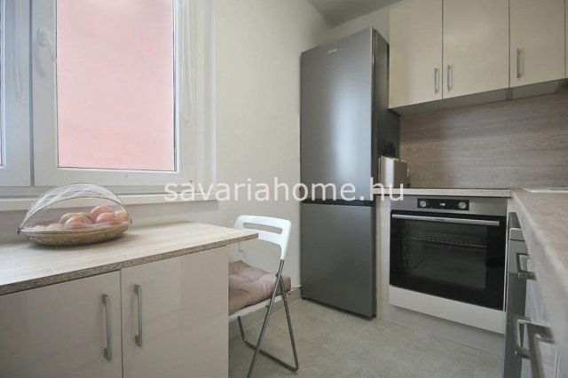 Eladó panellakás, Szombathelyen 48.9 M Ft, 2 szobás