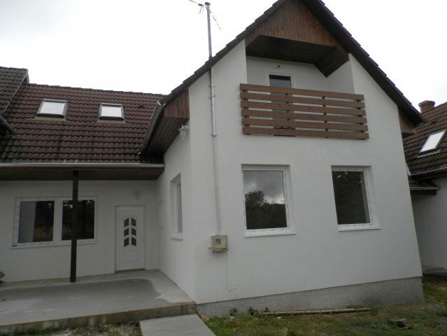 Eladó téglalakás, Balatonlelleén 85 M Ft, 4 szobás