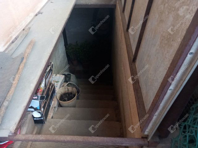 Eladó családi ház, Szolnokon 32 M Ft, 3 szobás