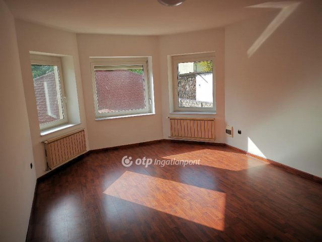 Eladó családi ház, Budapesten, XX. kerületben 99.9 M Ft