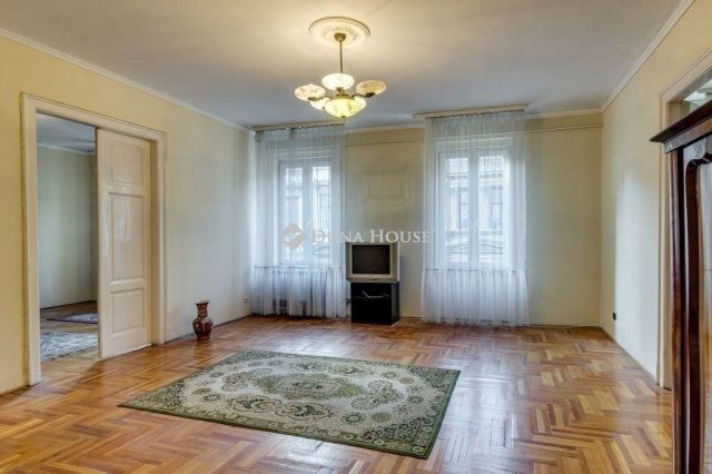 Eladó téglalakás, Budapesten, VII. kerületben 95 M Ft, 3 szobás