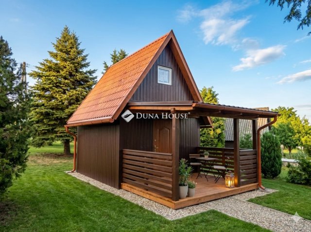 Eladó családi ház, Fehérvárcsurgón 8.5 M Ft, 2 szobás