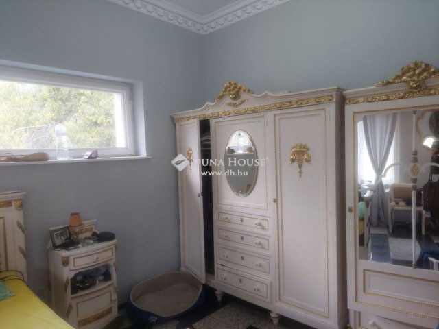 Eladó családi ház, Tahitótfalun 616 M Ft, 7 szobás