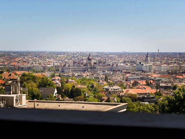 Eladó téglalakás, Budapesten, II. kerületben, Lévay utcában