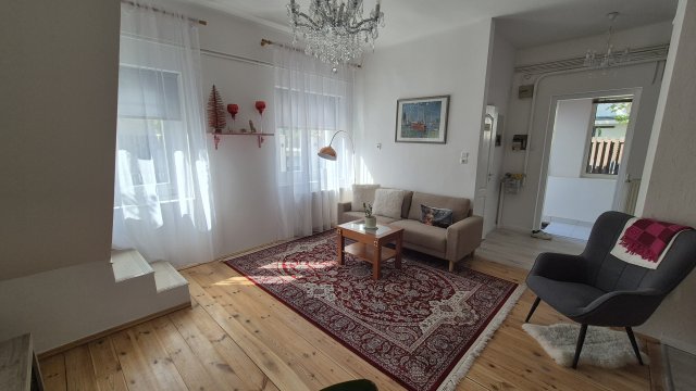 Eladó családi ház, XIII. kerületben, Menyasszony utcában