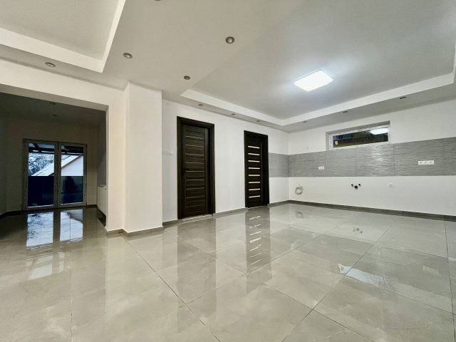 Eladó családi ház, Békéscsabán 49.5 M Ft, 2+1 szobás