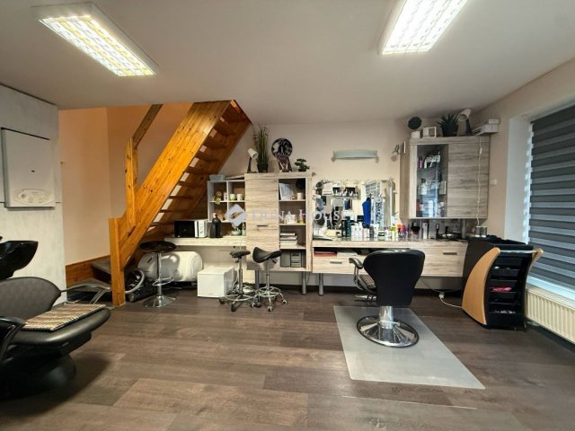 Eladó üzlethelyiség, Pakson 42 M Ft / költözzbe.hu