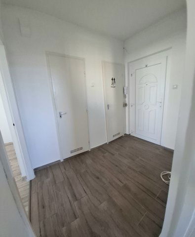 Eladó panellakás, Debrecenben 61.9 M Ft, 2 szobás