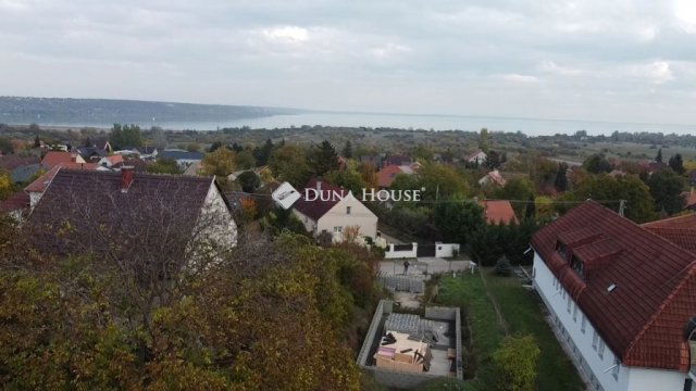 Eladó telek, Balatonalmádiban 94 M Ft / költözzbe.hu
