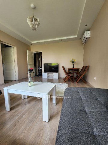 Eladó panellakás, Budapesten, XIII. kerületben 72.9 M Ft