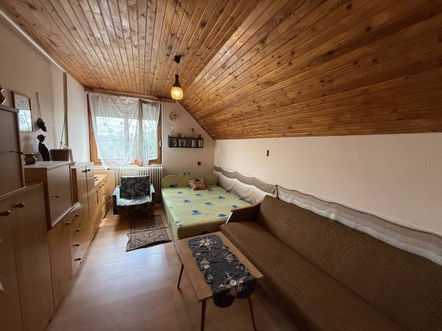 Eladó családi ház, Abádszalókban 51.5 M Ft, 5 szobás