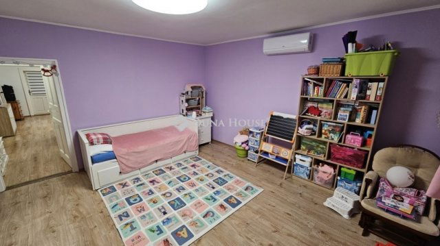 Eladó családi ház, Várpalotán 84.3 M Ft, 3 szobás