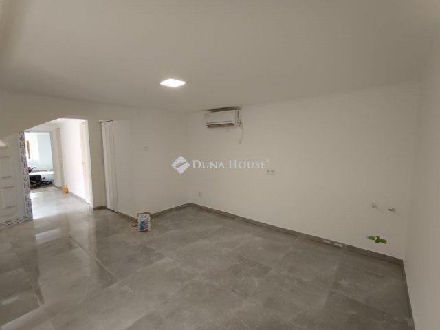 Eladó családi ház, Tápiószentmártonon 36.9 M Ft, 3 szobás
