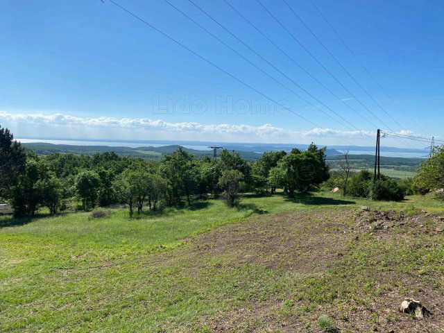 Eladó mezogazdasagi ingatlan, Balatonszőlősön 14.9 M Ft