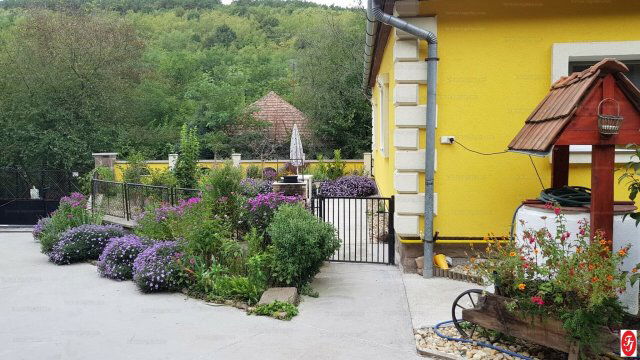 Eladó családi ház, Cserépváralja 57.9 M Ft, 5 szobás