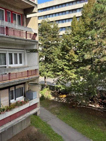 Eladó panellakás, Salgótarjánban 38.9 M Ft, 1+2 szobás