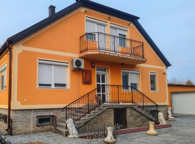 Eladó családi ház, Jobaházán 103 M Ft, 5 szobás