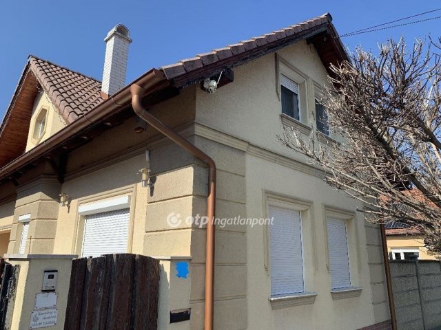 Eladó családi ház, Jászberényben 94.5 M Ft, 3+2 szobás