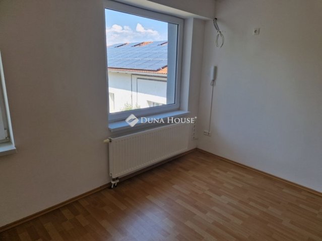 Kiadó iroda, Szombathelyen 102 E Ft / hó / költözzbe.hu