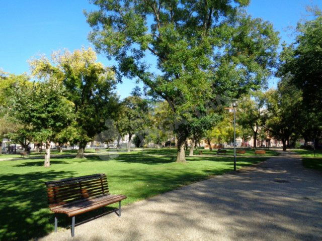 Kiadó téglalakás, albérlet, VIII. kerületben, Kálvária utcában