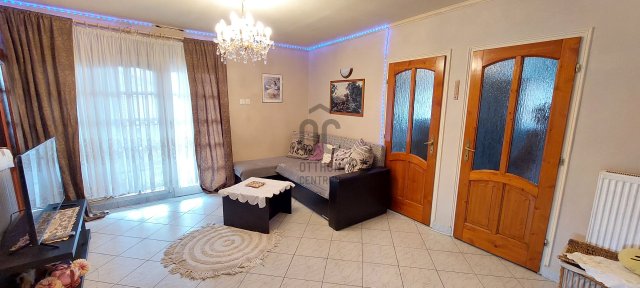 Eladó családi ház, Érden 120 M Ft, 5 szobás